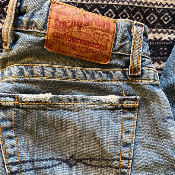 Lucky Brand Bootcut Jeans - Picture 2 of 3